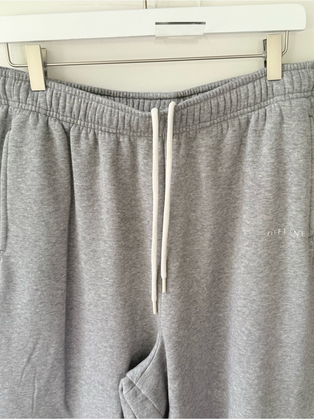 Offline by Aerie Cloud Fleece Baggy Fit Grey Jogger Sweatpants size Large - Picture 6 of 8